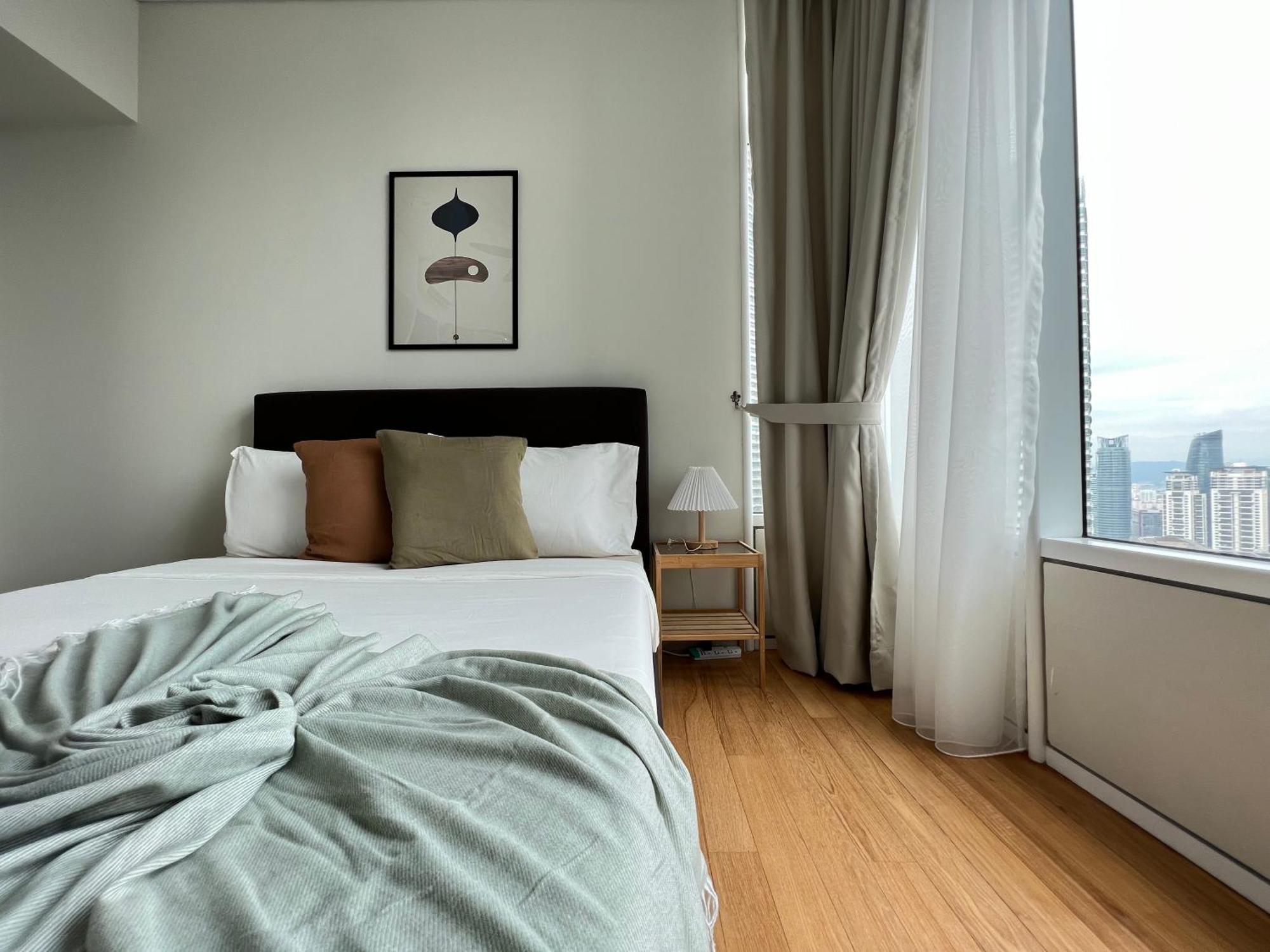 Sky Charming 3br Klcc View Pangsapuri